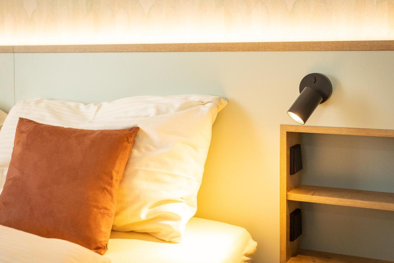 Hotel Zum Loewen Weißenhorn Zewnętrze zdjęcie