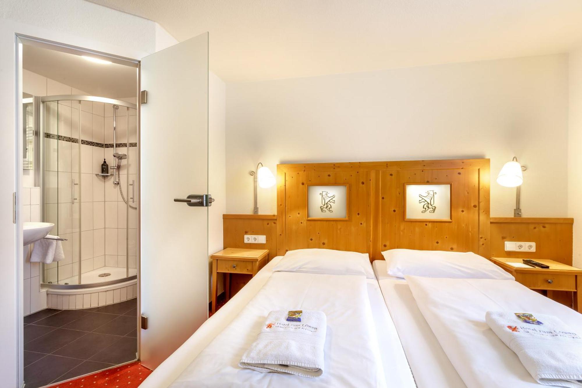 Hotel Zum Loewen Weißenhorn Zewnętrze zdjęcie