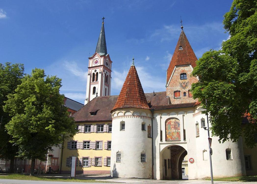 Hotel Zum Loewen Weißenhorn Zewnętrze zdjęcie